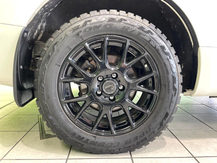 2011 Mitsubishi Delica D:5 DBA-CV4W (UW-69f56a736254d)[24]
