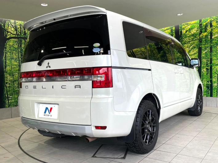 2011 Mitsubishi Delica D:5 DBA-CV4W (UW-69f56a736254d)[17]