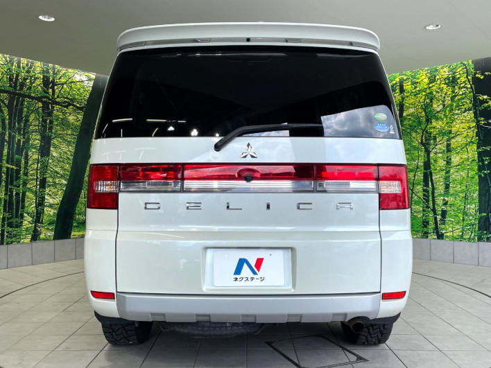 2011 Mitsubishi Delica D:5 DBA-CV4W (UW-69f56a736254d)[16]
