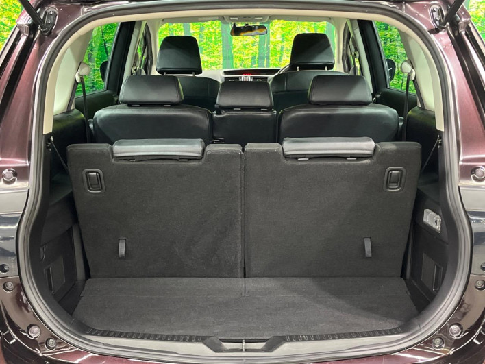 2014 Mazda Premacy DBA-CWFFW (UW-69f56a73e3439)[8]