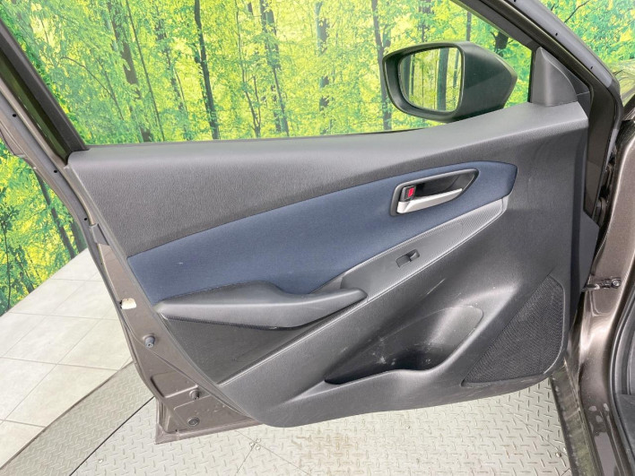 2015 Mazda Demio DBA-DJ3FS (UW-69f56a7749fe9)[29]