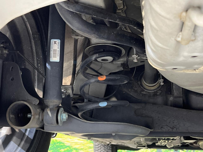 2013 Nissan Note DBA-E12 (UW-69f56a7b1a628)[24]