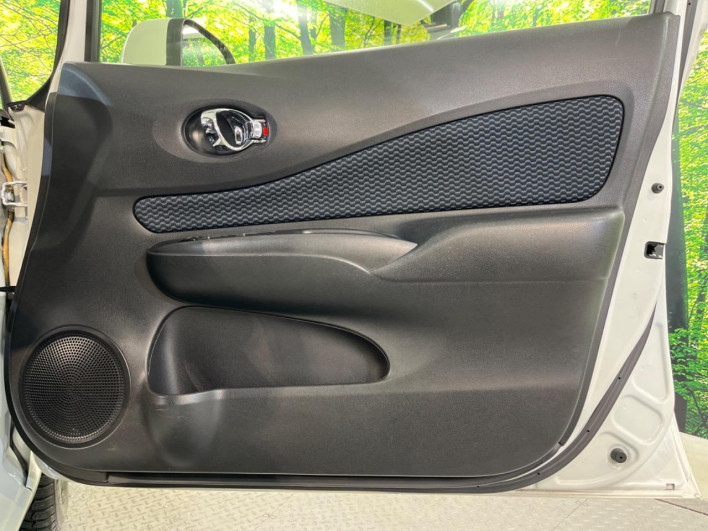 2013 Nissan Note DBA-E12 (UW-69f56a7b1a628)[16]