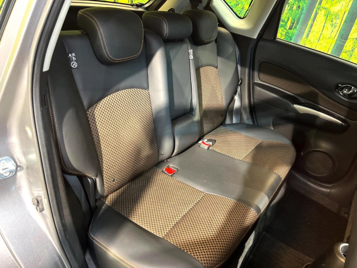 2015 Nissan Note DBA-E12 (UW-69f56a7ba5f54)[26]