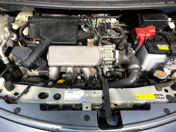 2015 Nissan Note DBA-E12 (UW-69f56a7ba5f54)[4]