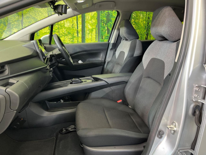 2022 Nissan Note 6AA-E13 (UW-69f56a7f28fdf)[28]