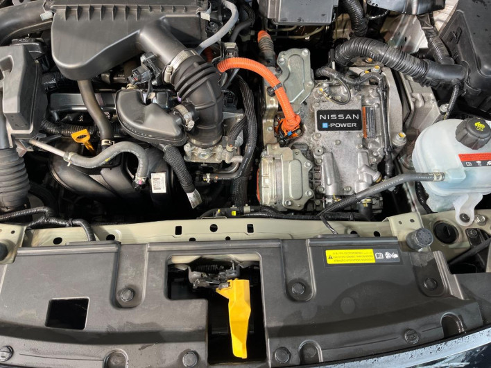 2022 Nissan Note 6AA-E13 (UW-69f56a7f28fdf)[4]