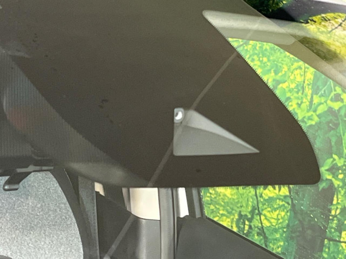 2022 Nissan Note 6AA-E13 (UW-69f56a7f28fdf)[5]