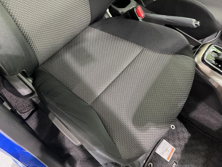 2016 Suzuki Ignis DAA-FF21S (UW-69f56a845ecdc)[13]