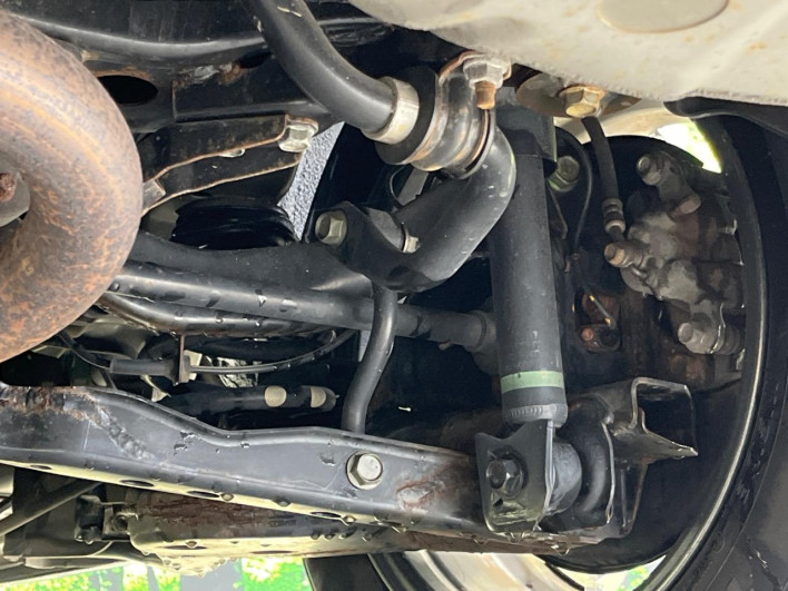 2012 Nissan Serena DBA-FNC26 (UW-69f56a866c2df)[25]