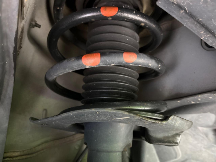 2012 Nissan Serena DBA-FNC26 (UW-69f56a866c2df)[16]