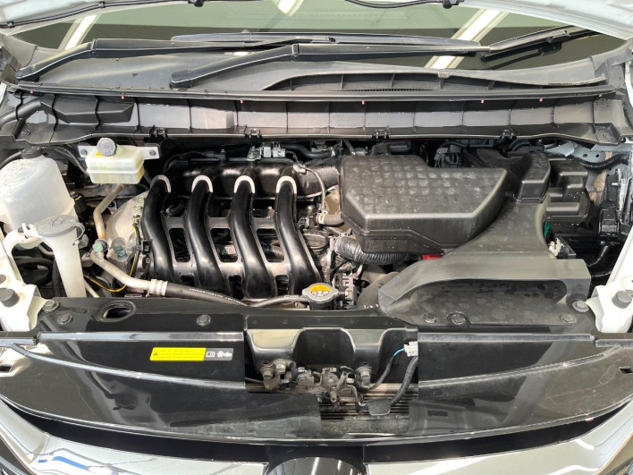 2016 Nissan Serena DAA-GFC27 (UW-69f56a8e02b22)[6]