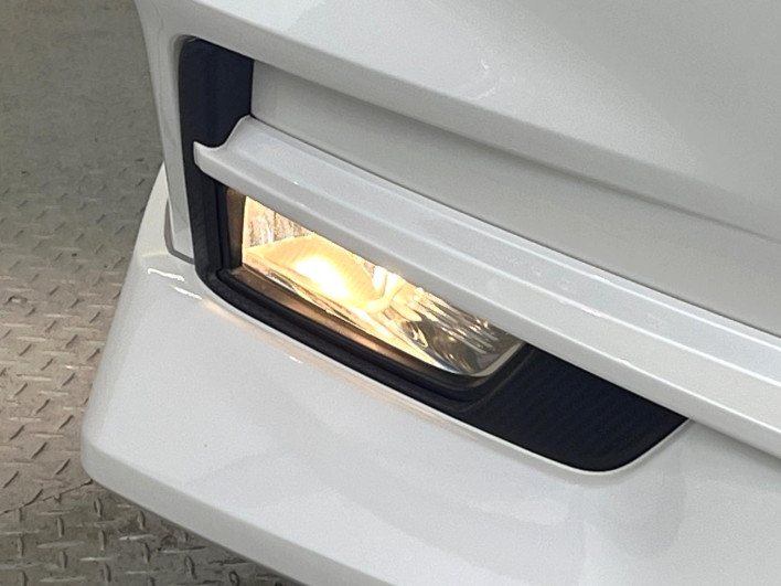 2016 Nissan Serena DAA-GFC27 (UW-69f56a8e02b22)[9]
