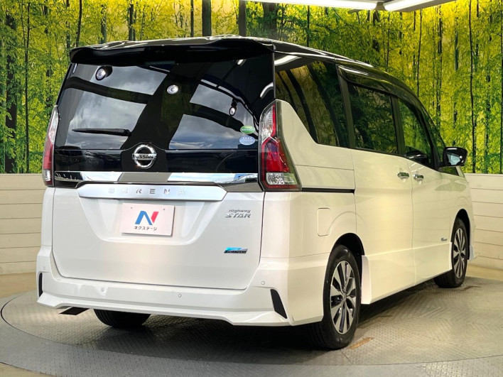 2016 Nissan Serena DAA-GFC27 (UW-69f56a8e02b22)[28]