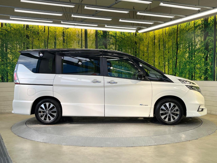 2016 Nissan Serena DAA-GFC27 (UW-69f56a8e02b22)[27]