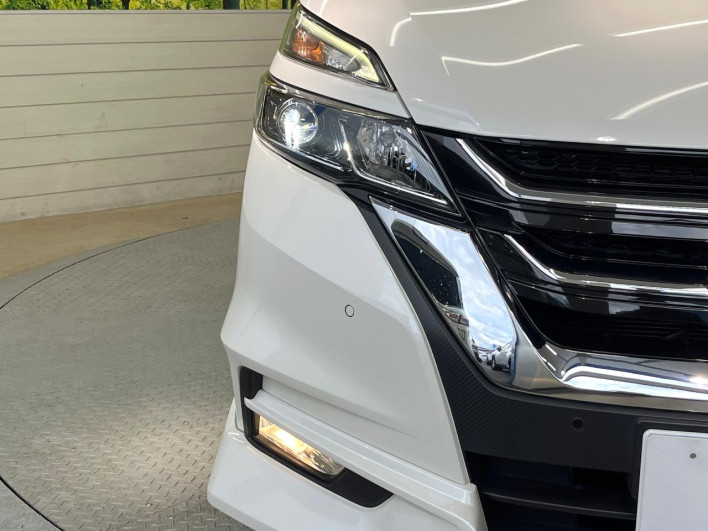2016 Nissan Serena DAA-GFC27 (UW-69f56a8e02b22)[10]