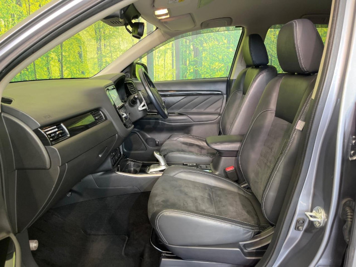 2017 Mitsubishi OUTLANDER PHEV DLA-GG2W (UW-69f56a97b51e7)[19]