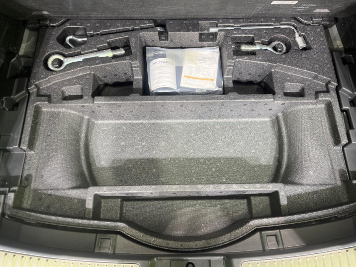 2019 Mazda Atenza Wagon 3DA-GJ2FW (UW-69f56a99e79d2)[17]