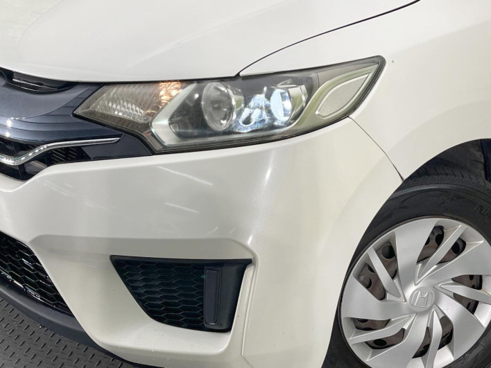 2013 Honda Fit DBA-GK3 (UW-69f56a9c91d8b)[6]