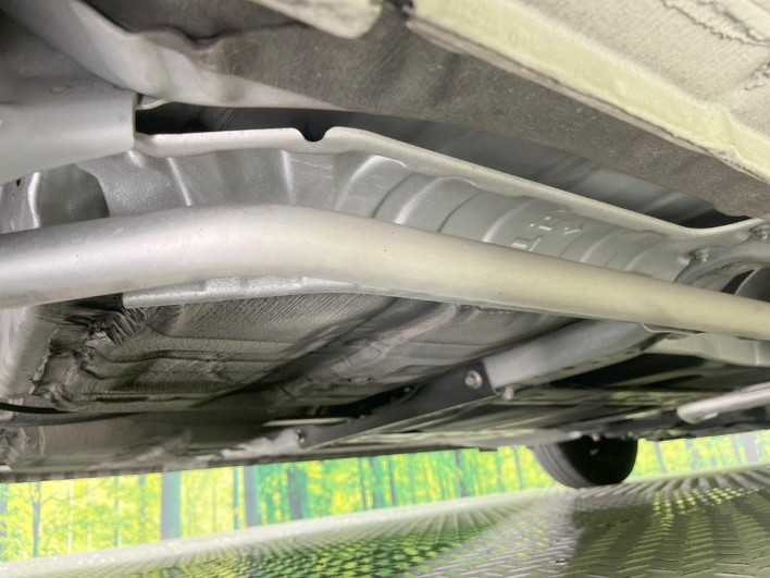 2013 Honda Fit DBA-GK3 (UW-69f56a9c91d8b)[23]