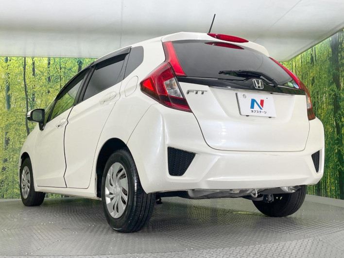 2013 Honda Fit DBA-GK3 (UW-69f56a9c91d8b)[16]
