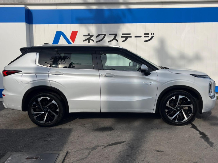 2022 Mitsubishi OUTLANDER PHEV 5LA-GN0W (UW-69f56a9d4879e)[24]