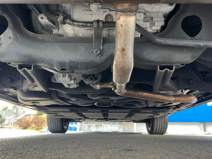 2022 Mitsubishi OUTLANDER PHEV 5LA-GN0W (UW-69f56a9d4879e)[18]