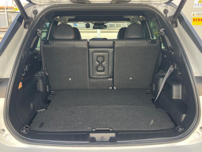 2022 Mitsubishi OUTLANDER PHEV 5LA-GN0W (UW-69f56a9d4879e)[28]