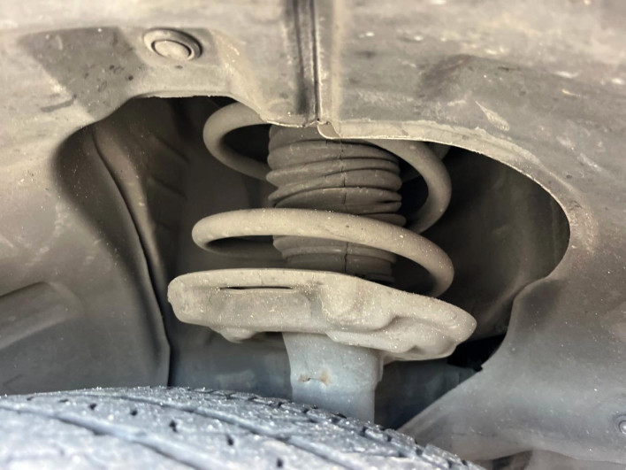 2022 Mitsubishi OUTLANDER PHEV 5LA-GN0W (UW-69f56a9d4879e)[10]