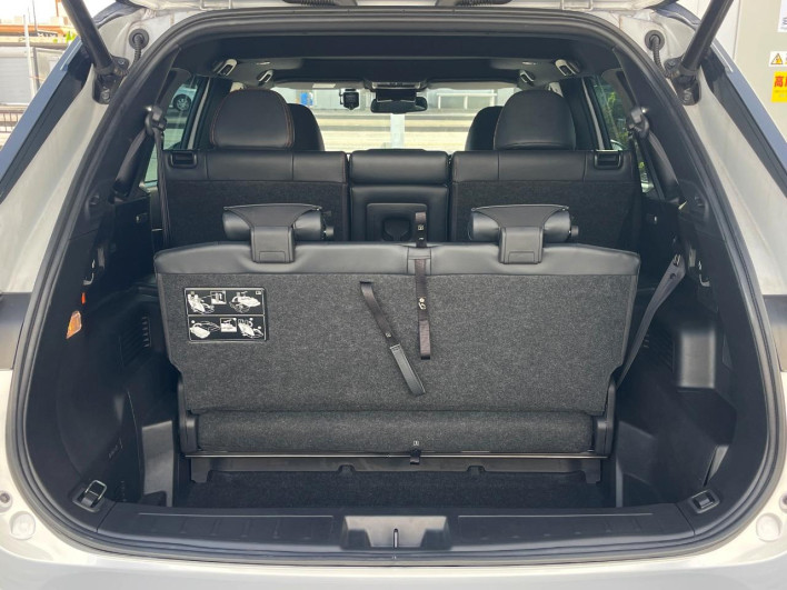 2022 Mitsubishi OUTLANDER PHEV 5LA-GN0W (UW-69f56a9d4879e)[27]