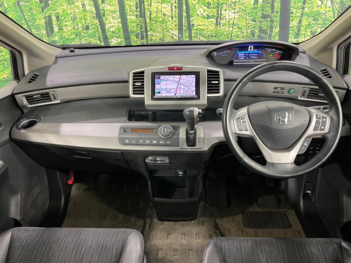 2013 Honda Freed hybrid DAA-GP3 (UW-69f56a9e552a1)[29]