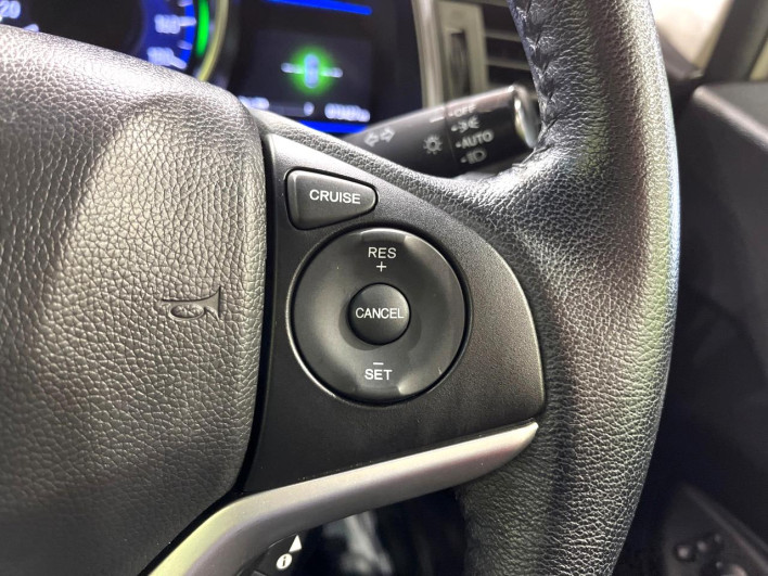2013 Honda Fit Hybrid DAA-GP5 (UW-69f56a9ecc93d)[15]
