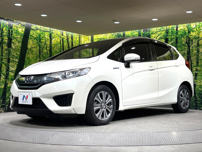 2013 Honda Fit Hybrid DAA-GP5 (UW-69f56a9ecc93d)[4]