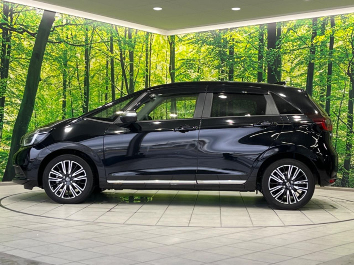 2023 Honda Fit 6AA-GR3 (UW-69f56aa1ad8ab)[18]