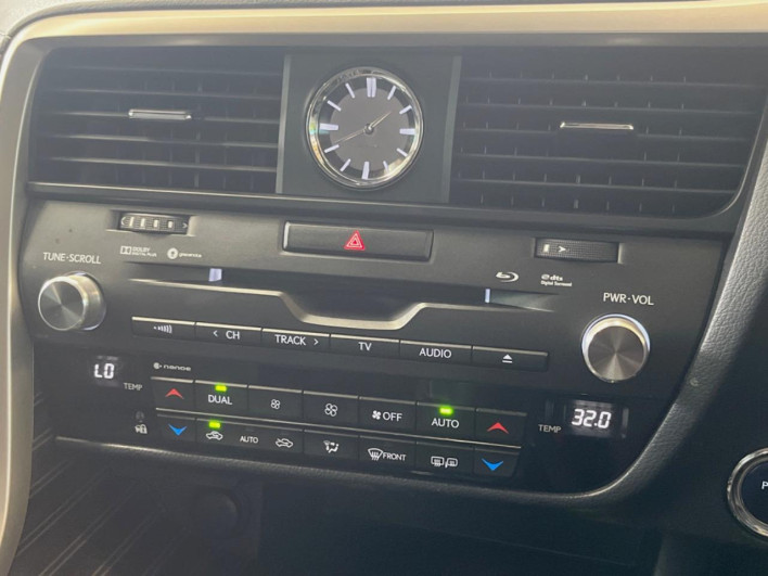 2018 Lexus RX DAA-GYL20W (UW-69f56aad67dd8)[22]