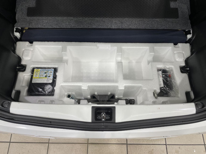 2019 Suzuki Alto DBA-HA36S (UW-69f56aadf3b25)[18]