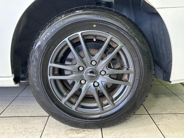 2013 Nissan Serena DAA-HC26 (UW-69f56ab0a3077)[11]