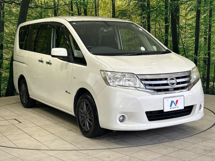 2013 Nissan Serena DAA-HC26 (UW-69f56ab0a3077)[17]
