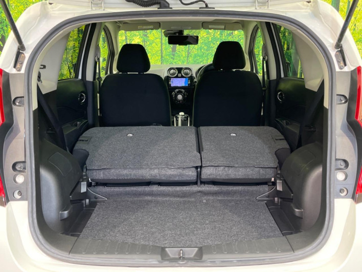 2017 Nissan Note DAA-HE12 (UW-69f56ab1039da)[24]