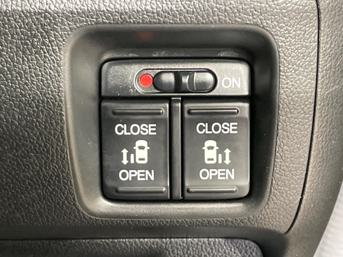 2013 Honda N-BOX DBA-JF1 (UW-69f56acd13de1)[11]