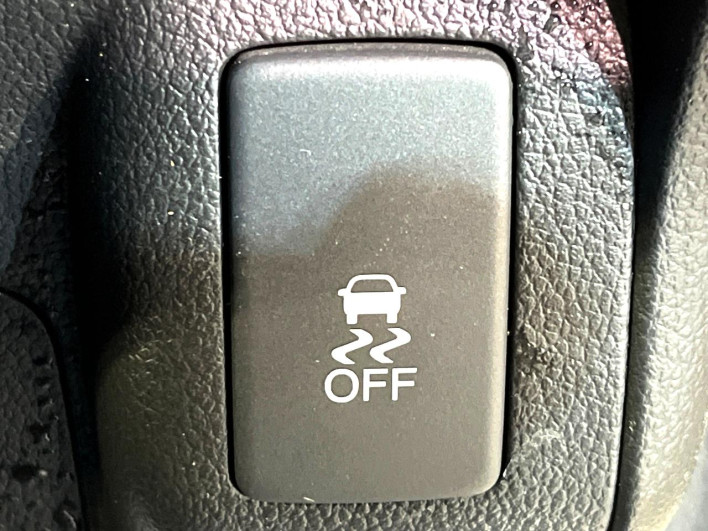 2013 Honda N-BOX CUSTOM DBA-JF1 (UW-69f56ace1f960)[9]