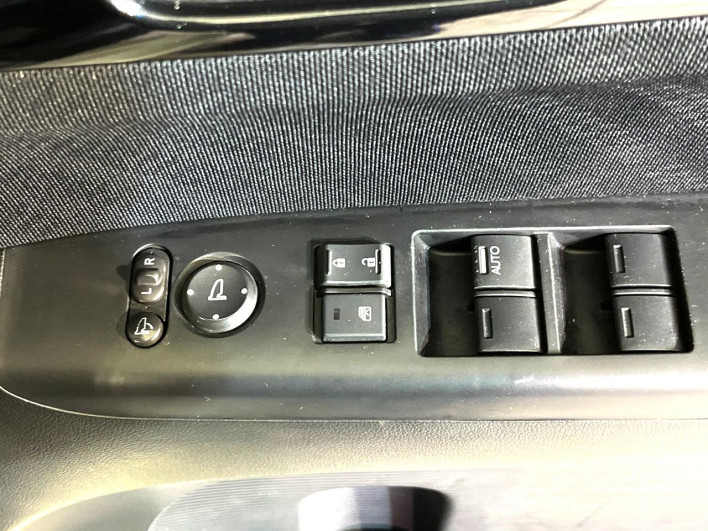 2013 Honda N-BOX CUSTOM DBA-JF1 (UW-69f56ace1f960)[7]