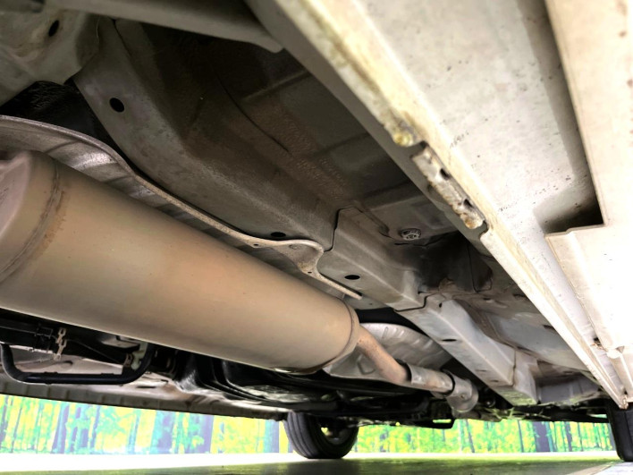 2013 Honda N-BOX CUSTOM DBA-JF1 (UW-69f56ace1f960)[26]