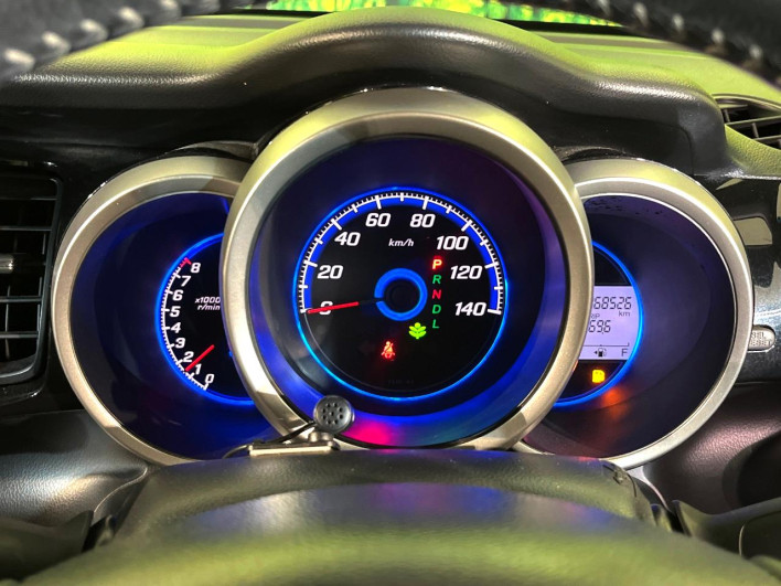 2013 Honda N-BOX CUSTOM DBA-JF1 (UW-69f56ace1f960)[22]