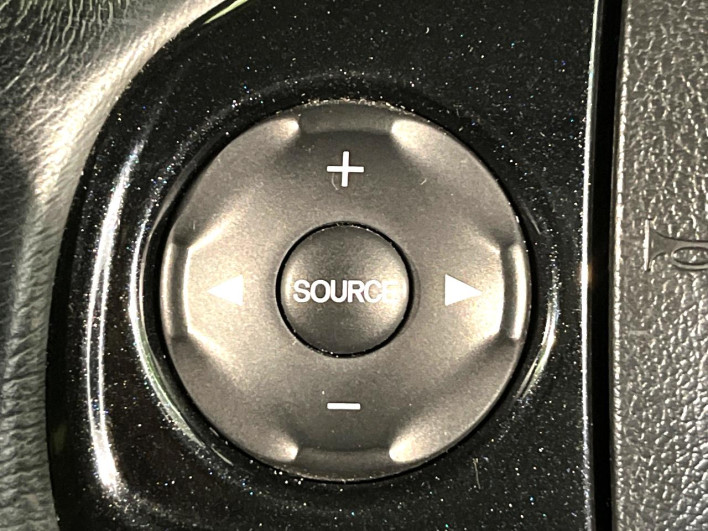 2013 Honda N-BOX CUSTOM DBA-JF1 (UW-69f56ace1f960)[19]