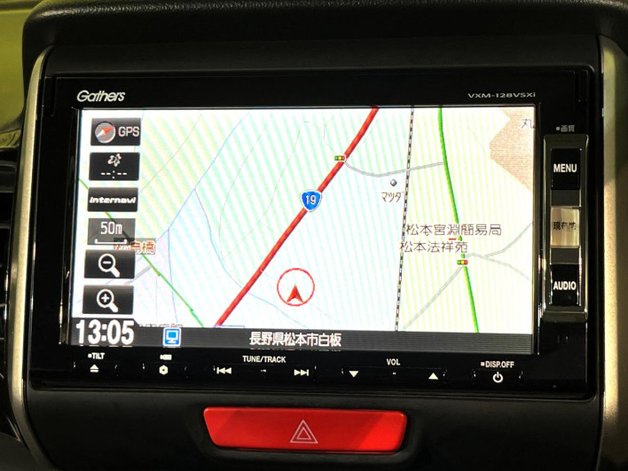 2013 Honda N-BOX CUSTOM DBA-JF1 (UW-69f56ace1f960)[17]