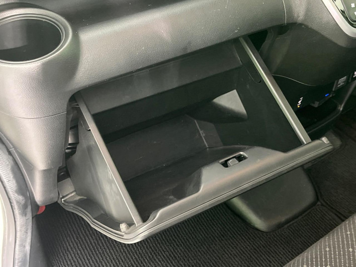 2014 Honda N-BOX DBA-JF1 (UW-69f56acea8ab0)[11]