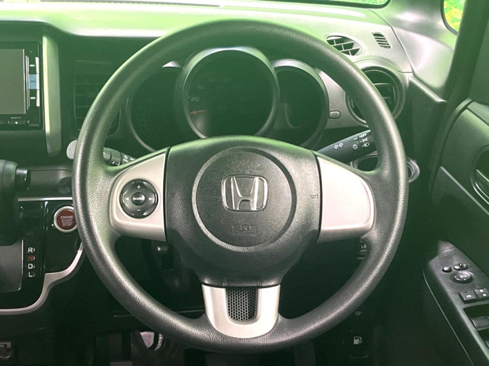 2015 Honda N-BOX DBA-JF1 (UW-69f56acf77f5b)[17]