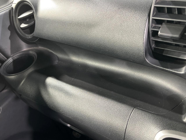 2017 Honda N-BOX CUSTOM DBA-JF1 (UW-69f56ad00982c)[22]