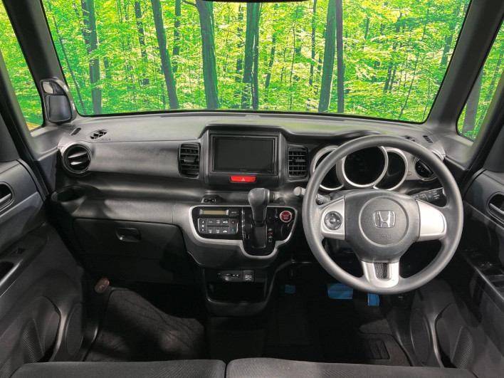 2017 Honda N-BOX CUSTOM DBA-JF1 (UW-69f56ad00982c)[27]